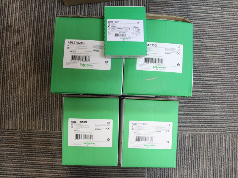 現(xiàn)貨施耐德ABL6TS25G，ABL6TS10G電壓互感器。