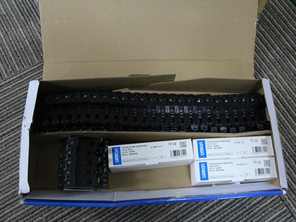 熱銷歐姆龍/OMRON G2R-1-SND 24VDC (S) 通用繼電器，P2RF-05插座